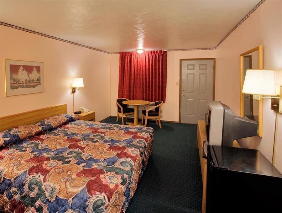 Americas Best Value Inn Ullin Mounds Esterno foto